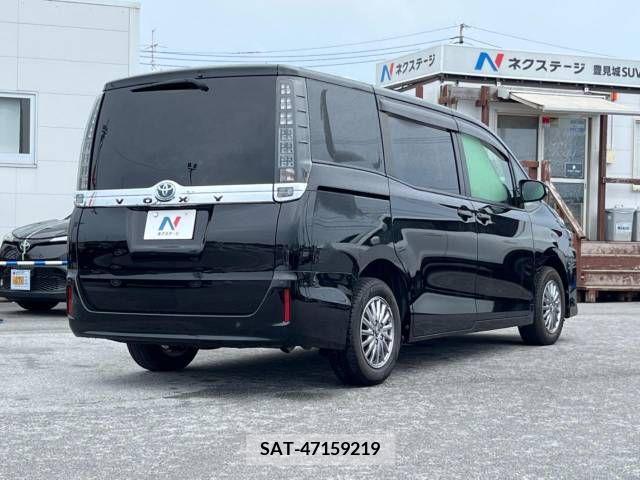 Toyota VOXY 2017-02 321515-19