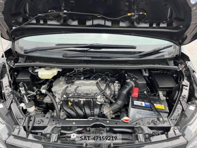 Toyota VOXY 2017-02 321515-8
