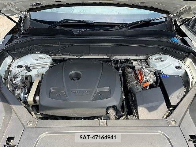 Volvo XC90 2017-04 320548-19