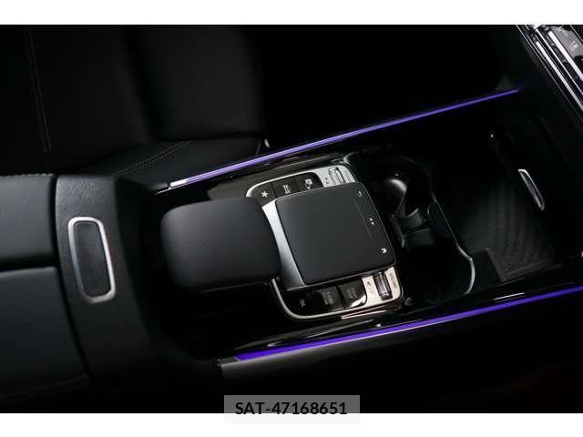Mercedes Benz GLB-CLASS 2020-06 441333-16