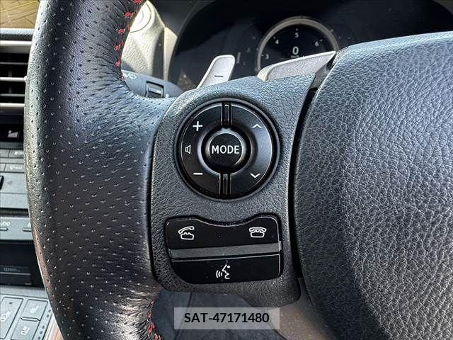 Lexus IS 2015-07 388252-23