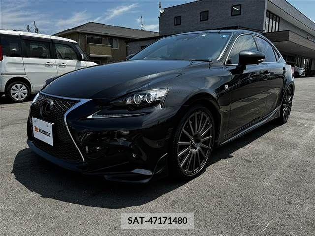 Lexus IS 2015-07 388252-9
