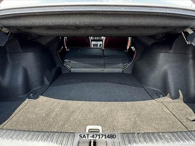 Lexus IS 2015-07 388252-20