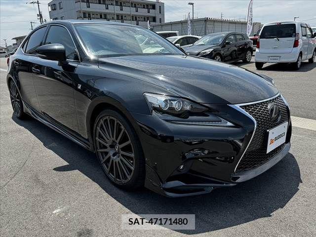 Lexus IS 2015-07 388252-7