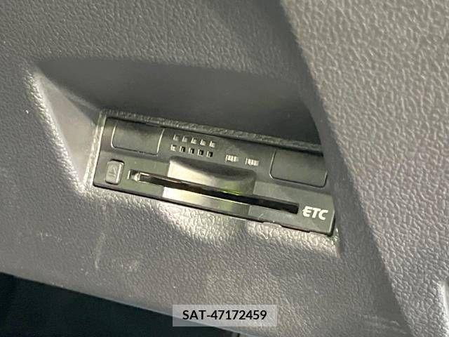 Toyota PRIUS 2020-01 281794-7