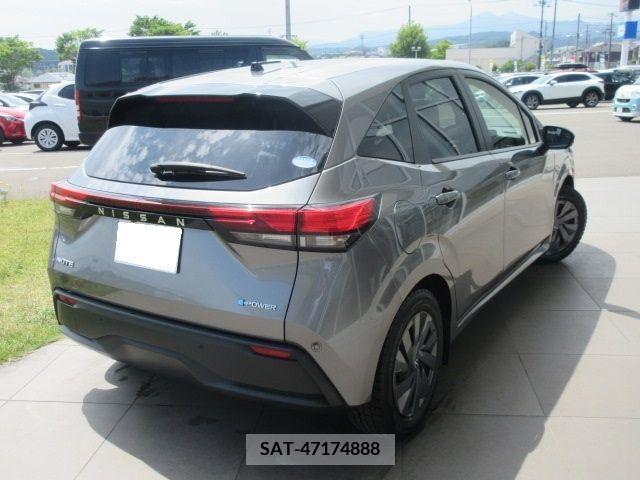 Nissan NOTE 2021-07 302475-1