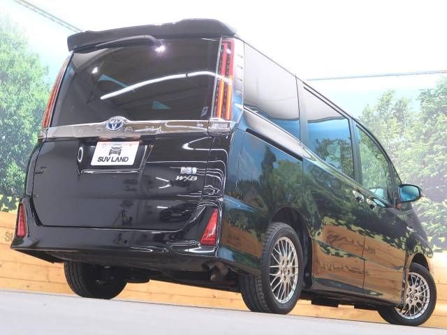 Toyota NOAH HYBRID 2018-11 19090-18