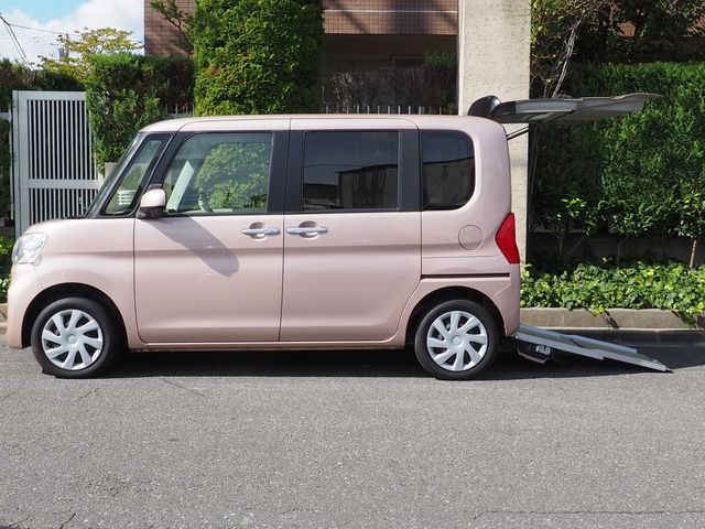 Daihatsu TANTO 2016-08 11927-13