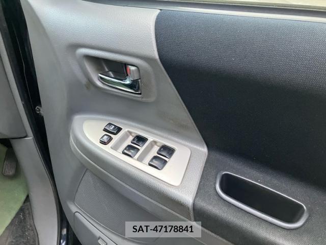 Toyota NOAH 2005-06 392837-9