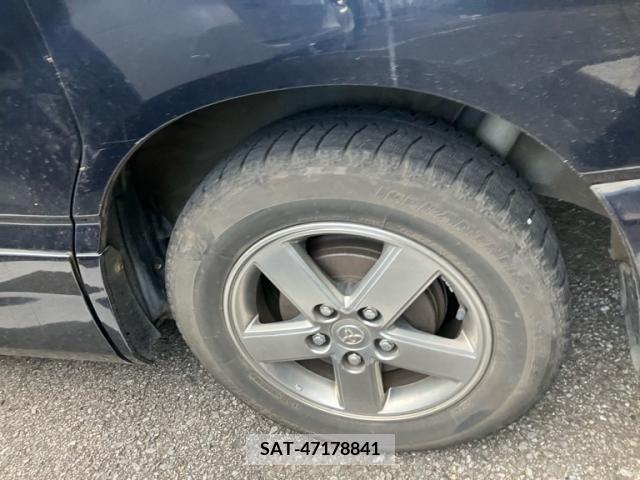 Toyota NOAH 2005-06 392837-6