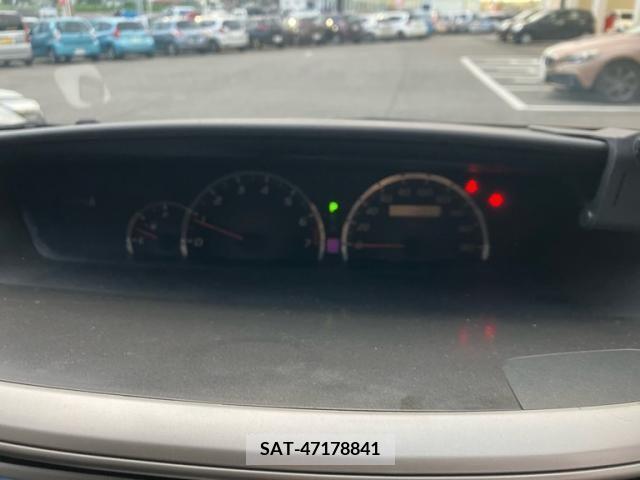 Toyota NOAH 2005-06 392837-14
