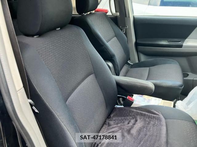 Toyota NOAH 2005-06 392837-11