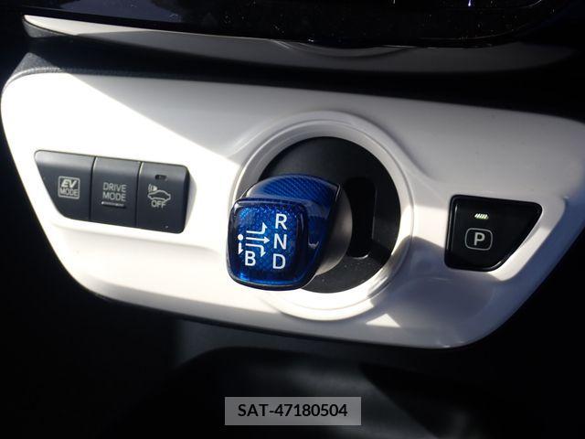 Toyota PRIUS 2017-10 202118-9