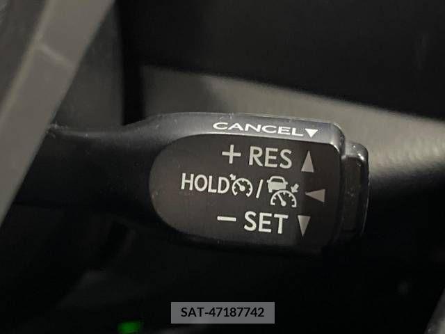 Toyota C-HR 2017-03 215682-6