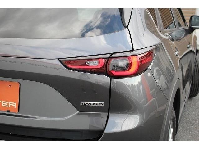 Mazda CX-5 2022-02 12105-11