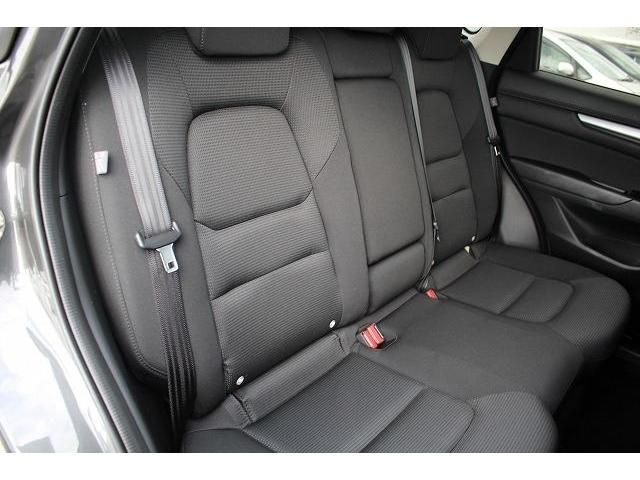 Mazda CX-5 2022-02 12105-13