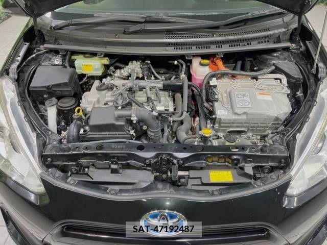 Toyota AQUA 2015-01 214609-18