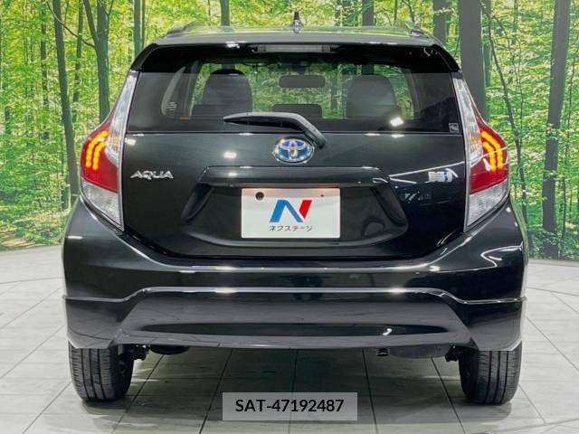 Toyota AQUA 2015-01 214609-15