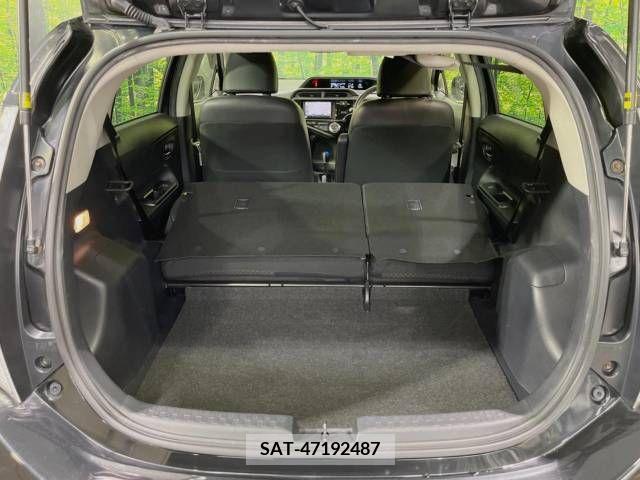 Toyota AQUA 2015-01 214609-11