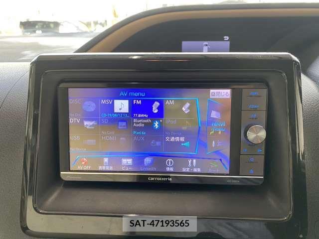 Toyota NOAH 2014-05 384679-15