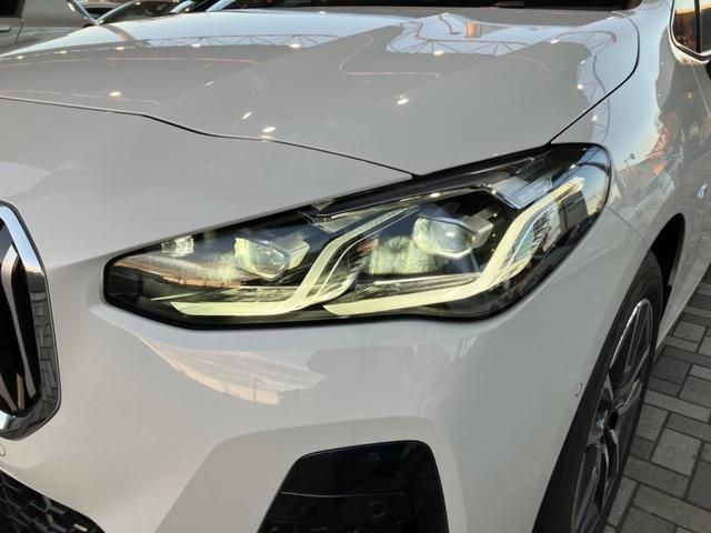 Bmw 2 SERIES 2023-06 13106-7