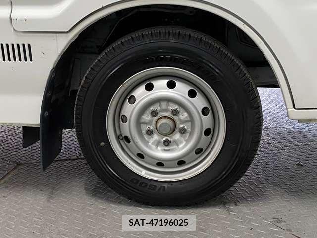 Mazda BONGO VAN 2013-11 372621-16