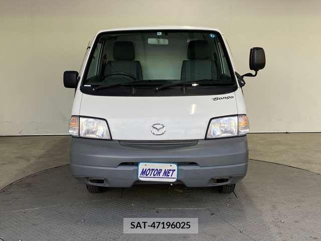 Mazda BONGO VAN 2013-11 372621-6