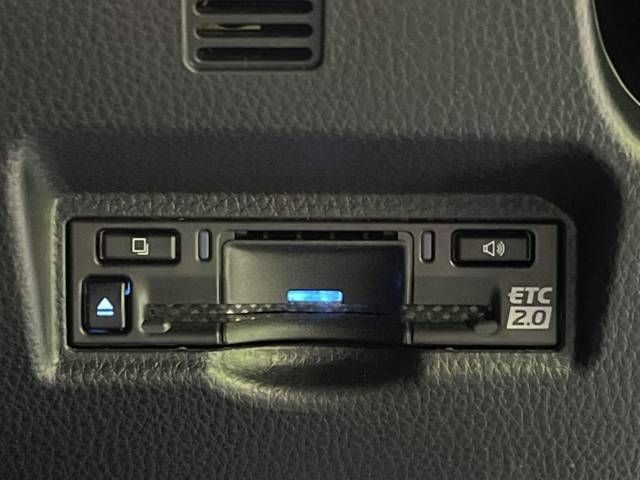 Toyota NOAH 2023-06 191443-7