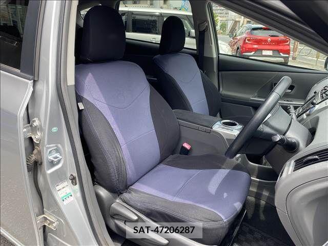 Toyota PRIUS ALPHA 2011-10 282458-9