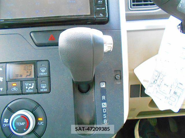 Daihatsu TANTO 2015-10 310144-19