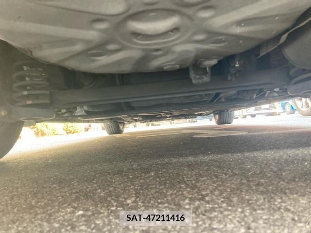 Toyota PRIUS 2013-12 393466-9