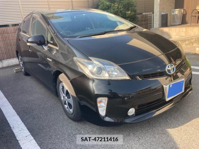 Toyota PRIUS 2013-12 393466-1