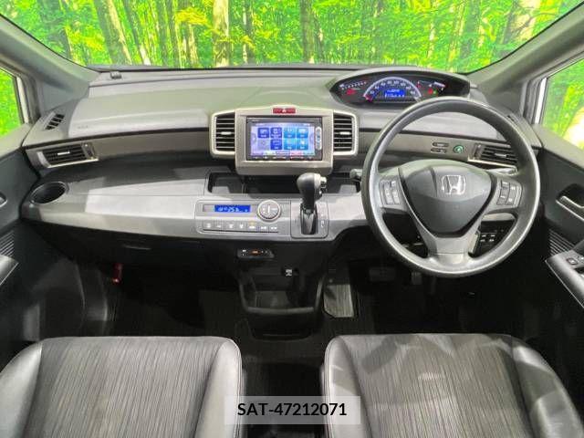Honda FREED SPIKE 2015-09 270684-1
