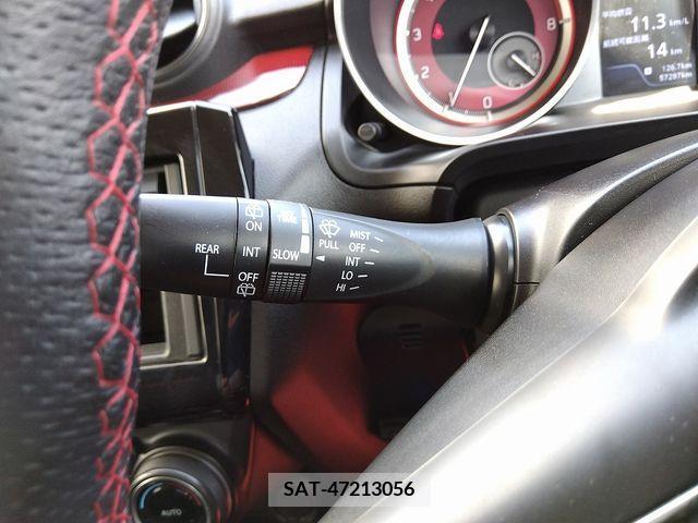 Suzuki SWIFT 2018-02 374529-23
