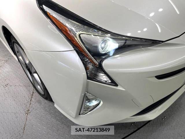 Toyota PRIUS 2016-02 281860-10