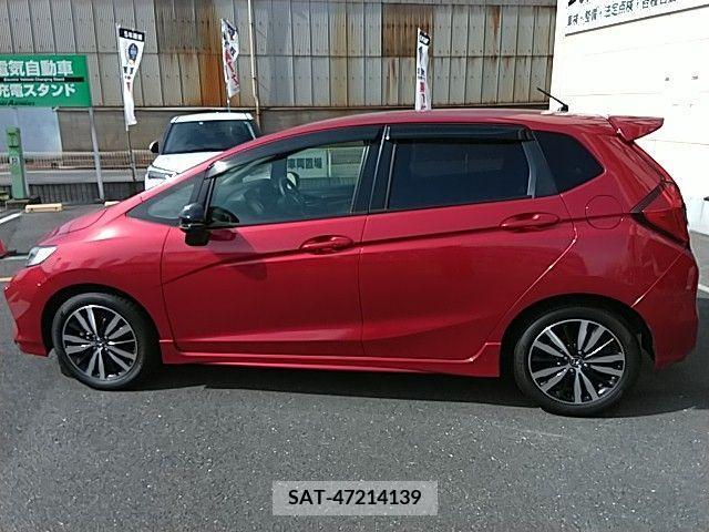 Honda FIT 2018-06 269381-15