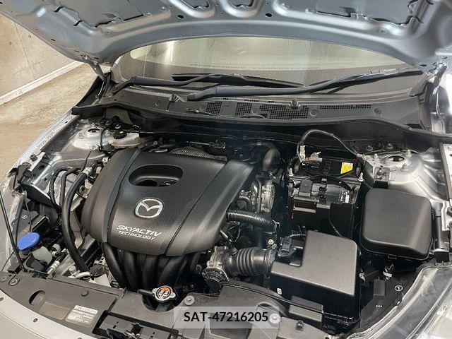 Mazda DEMIO 2017-07 373342-24