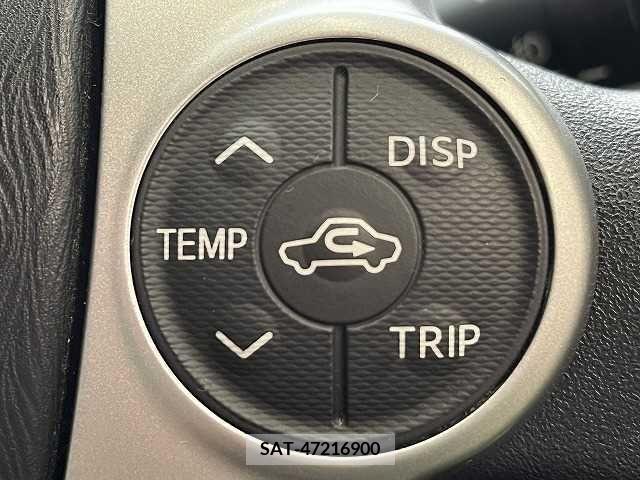 Toyota PRIUS ALPHA 2014-12 282419-10