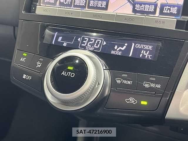 Toyota PRIUS ALPHA 2014-12 282419-7