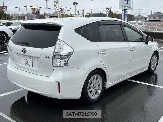 Toyota PRIUS ALPHA 2014-12 282419-13