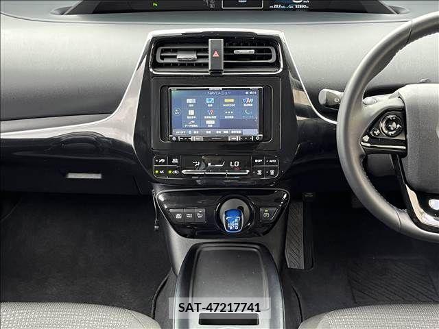 Toyota PRIUS 2019-05 281789-5