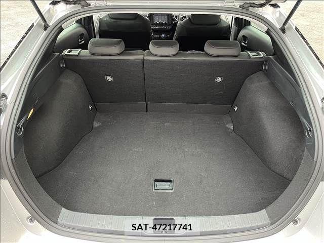 Toyota PRIUS 2019-05 281789-10