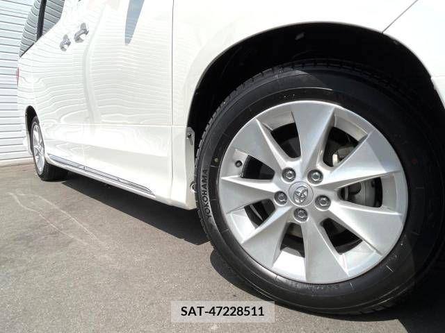 Toyota ALPHARD 2013-01 389047-16