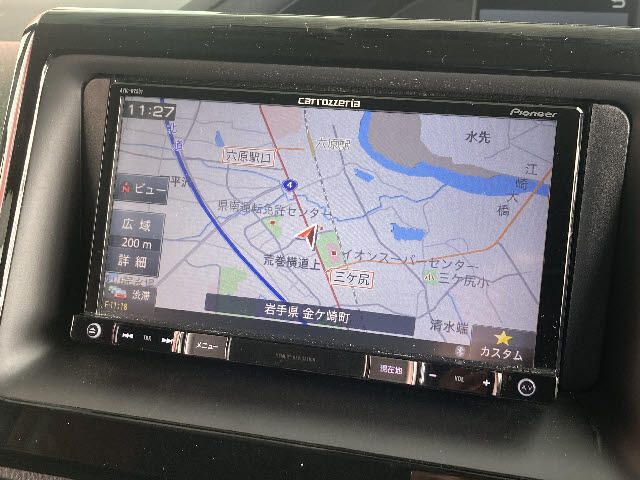 Toyota NOAH HYBRID 2018-08 10645-3