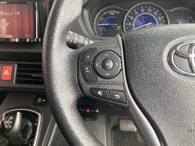 Toyota NOAH HYBRID 2018-08 10645-10