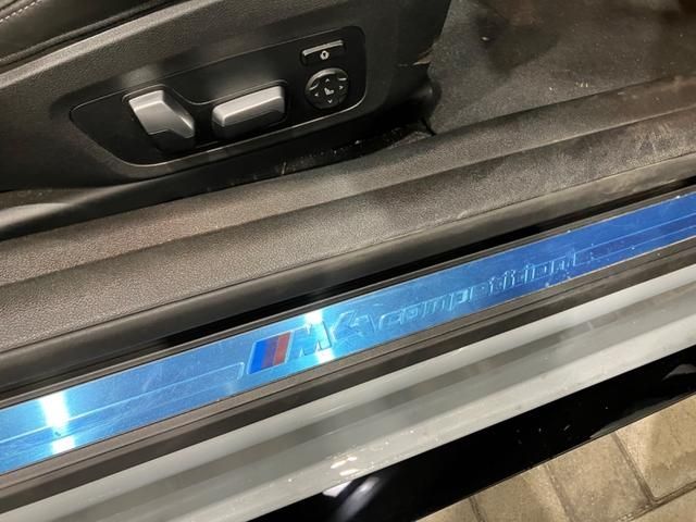 Bmw M4 2021-12 15939-23