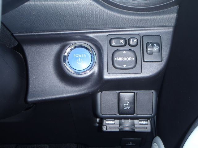 Toyota AQUA 2013-03 3872-14