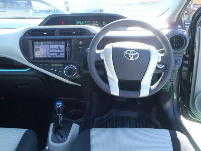 Toyota AQUA 2013-03 3872-1