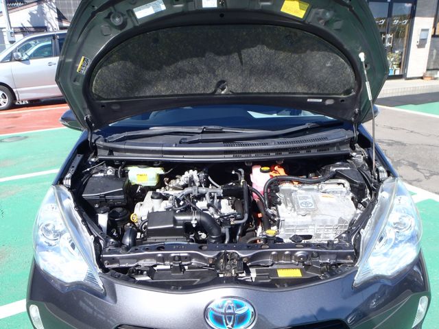 Toyota AQUA 2013-03 3872-22