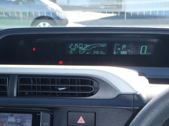 Toyota AQUA 2013-03 3872-20